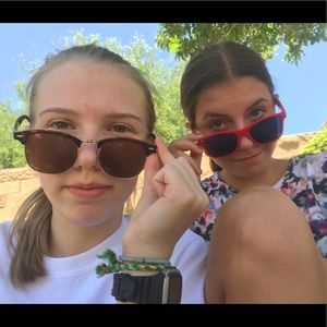 Meet your Posher, Nellie